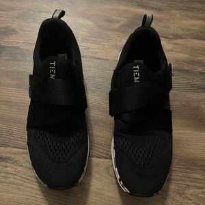 TIEM cycling shoes with clips